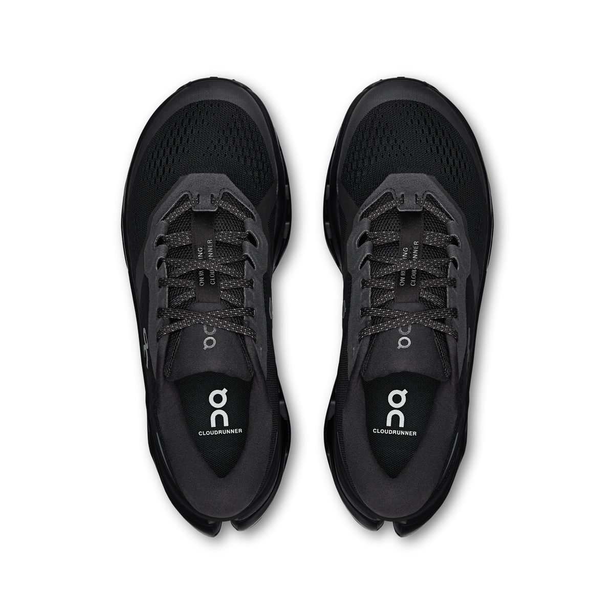 On Cloudrunner 3 Black/Black top