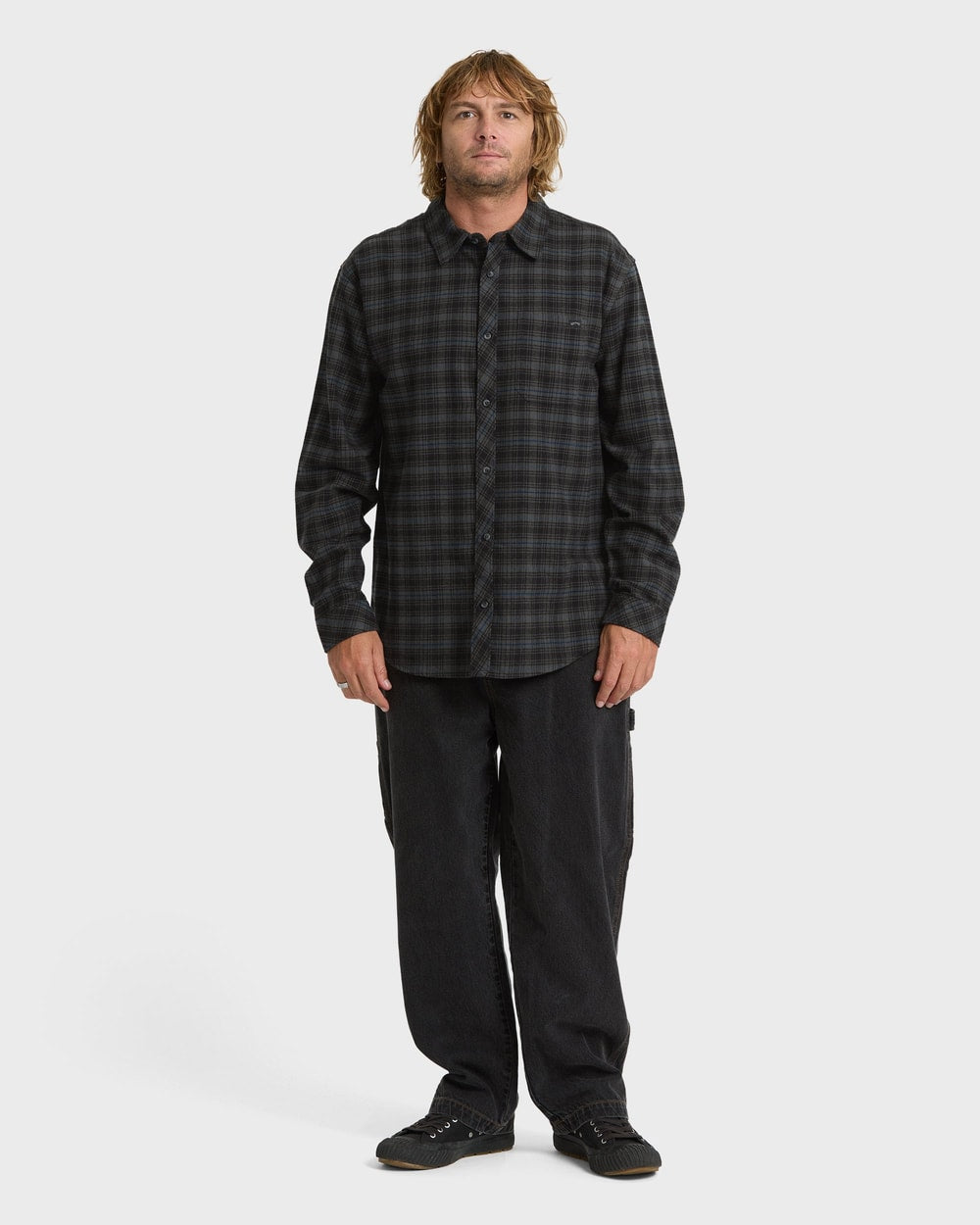 Billabong Men's Coastline Long Sleeve Flannel Shirt in Raven - full body