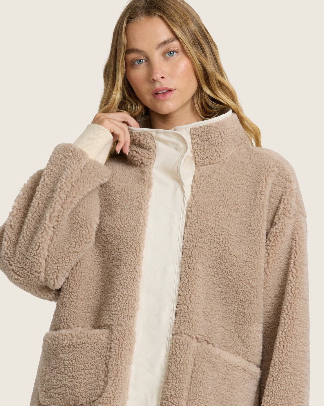 Billabong Women's Tree Hugger Fleece Jacket - Cobblestone - detail