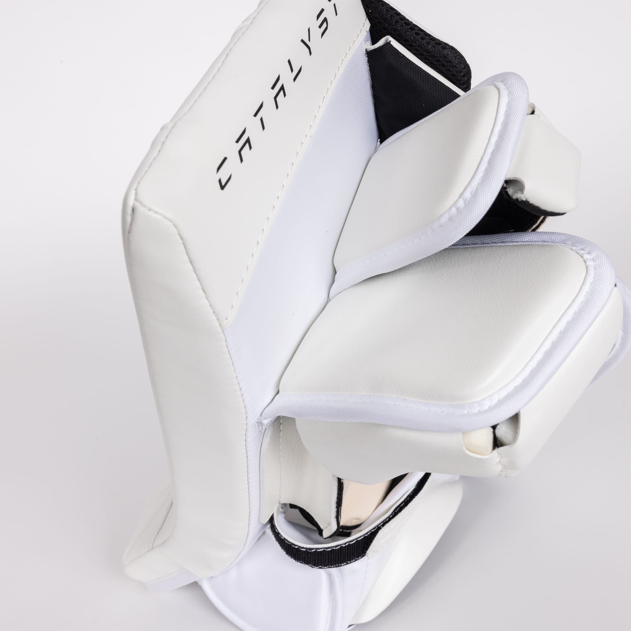 True Catalyst 7X6 Senior Goalie Blocker White/White - inside finger protection