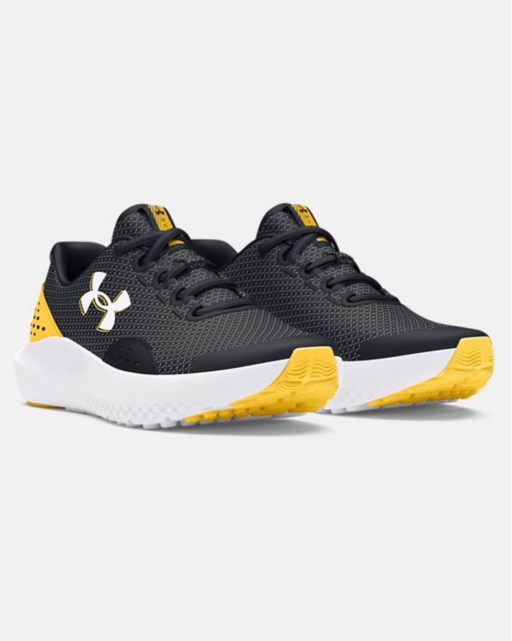 Under Armour Boys' Grade School UA Surge 4 Running Shoes