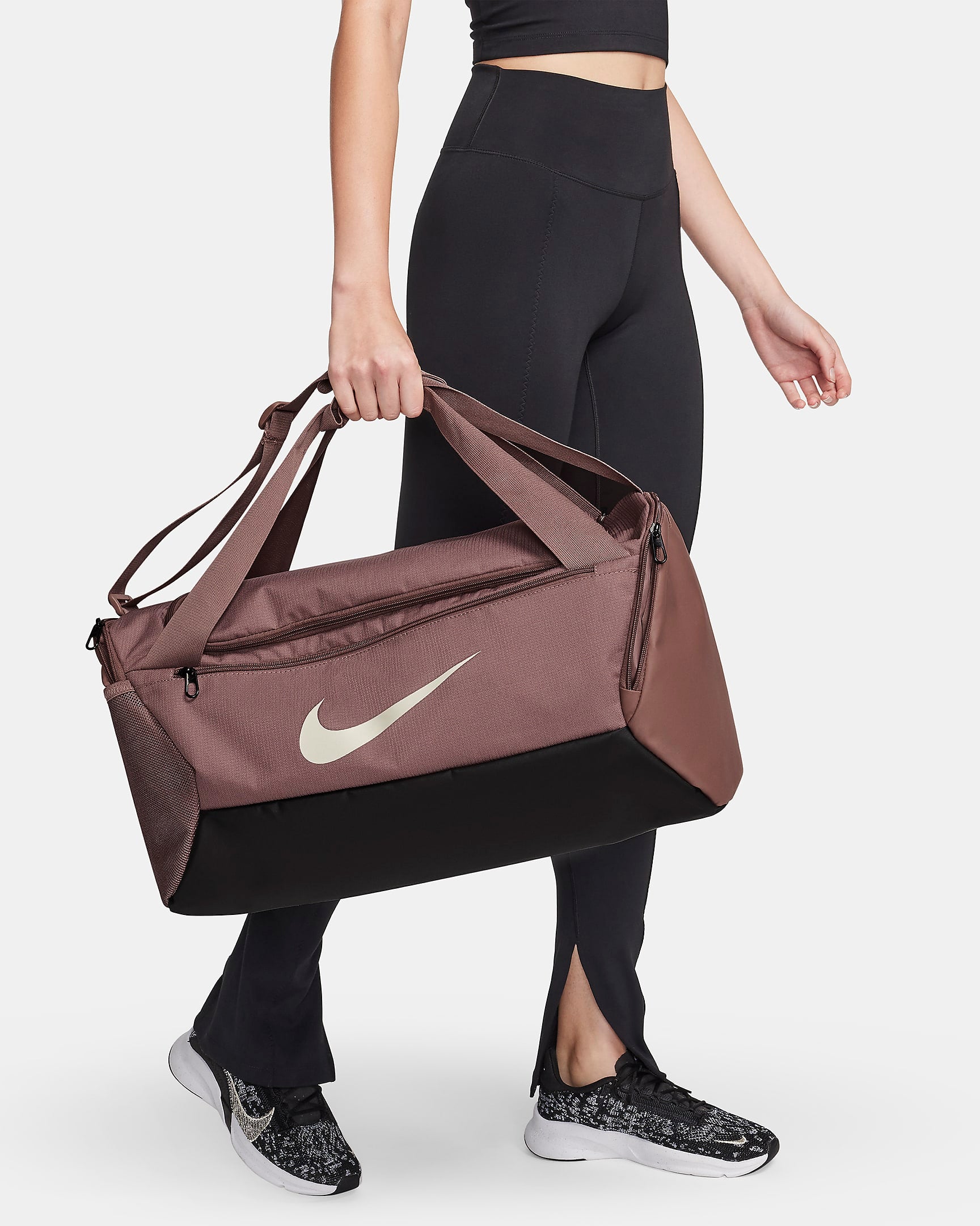 Nike Brasilia Medium Training Duffle Bag 