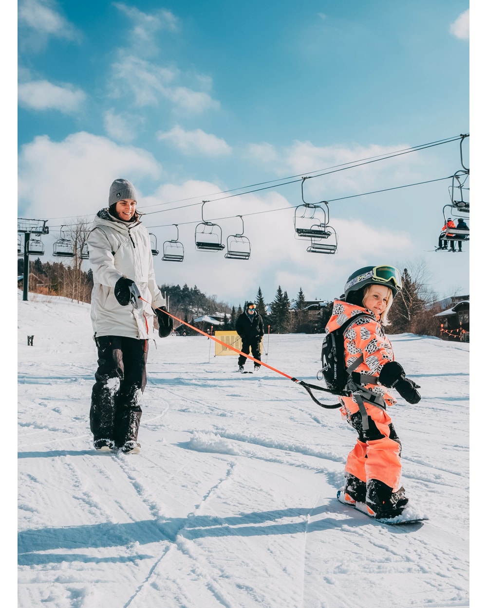 Burton Kids' MDXONE Snowboard Harness - Black, leash detail