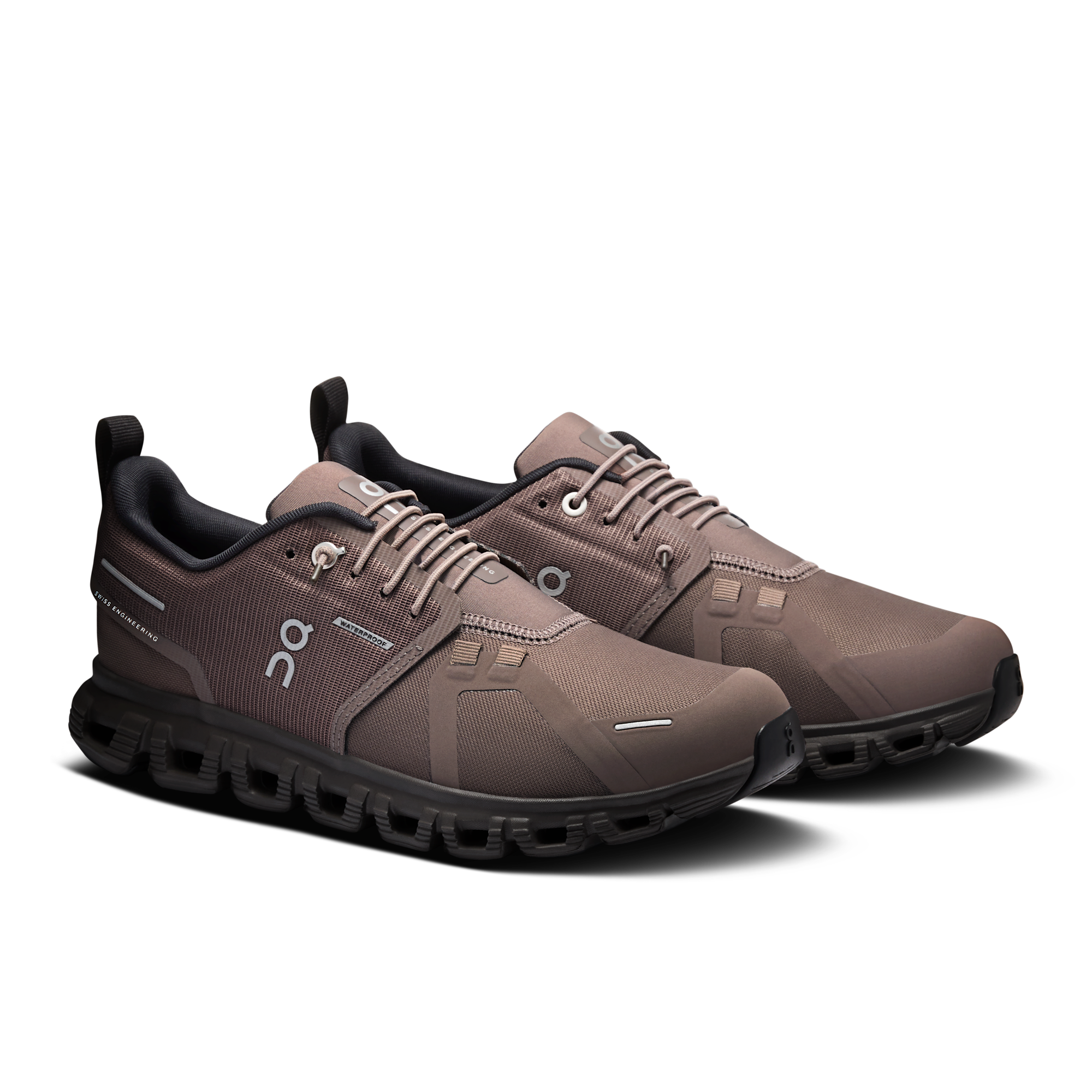 On Cloud 6 Waterproof Ash/Sable three-quarter