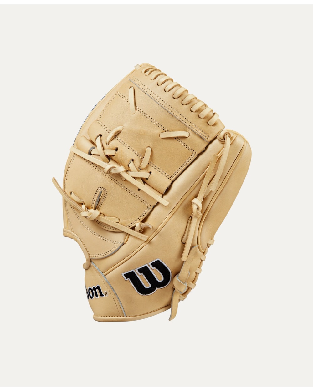 Wilson Classics Series A2000 B2 Pitcher’s Baseball Glove - 12”