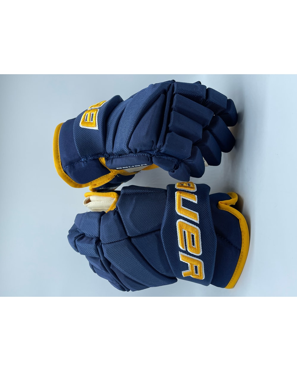 Bauer Senior Custom Team Vapor Pro Hockey Gloves- Grande Prairie Storm