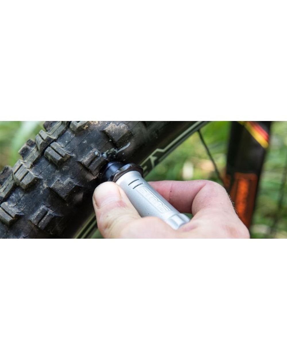Stans No Tubes Dart Tool