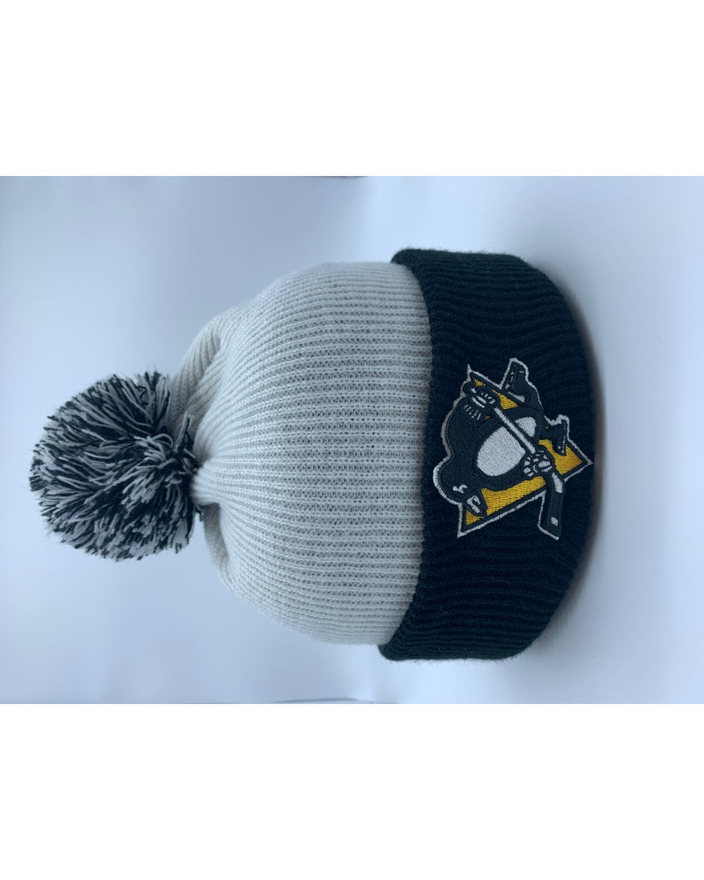 Fanatics Depth Cuff Toque with Pom (Can't Find Image)