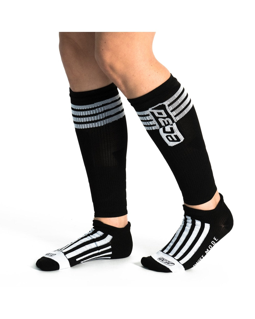 EC3D Compression Striker Combo Black/White side