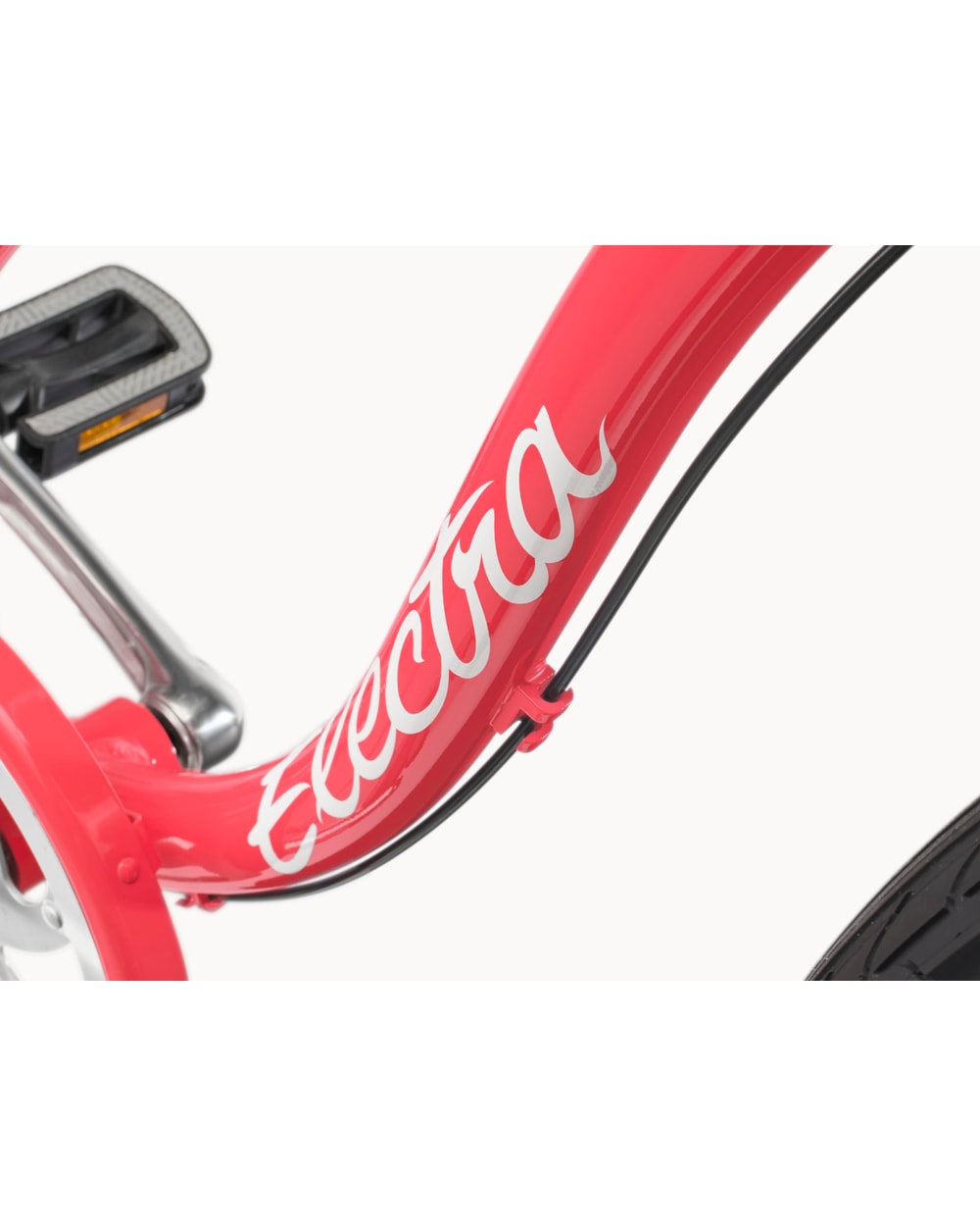 Electra Cruiser 7D Step-Thru Cruiser Bike