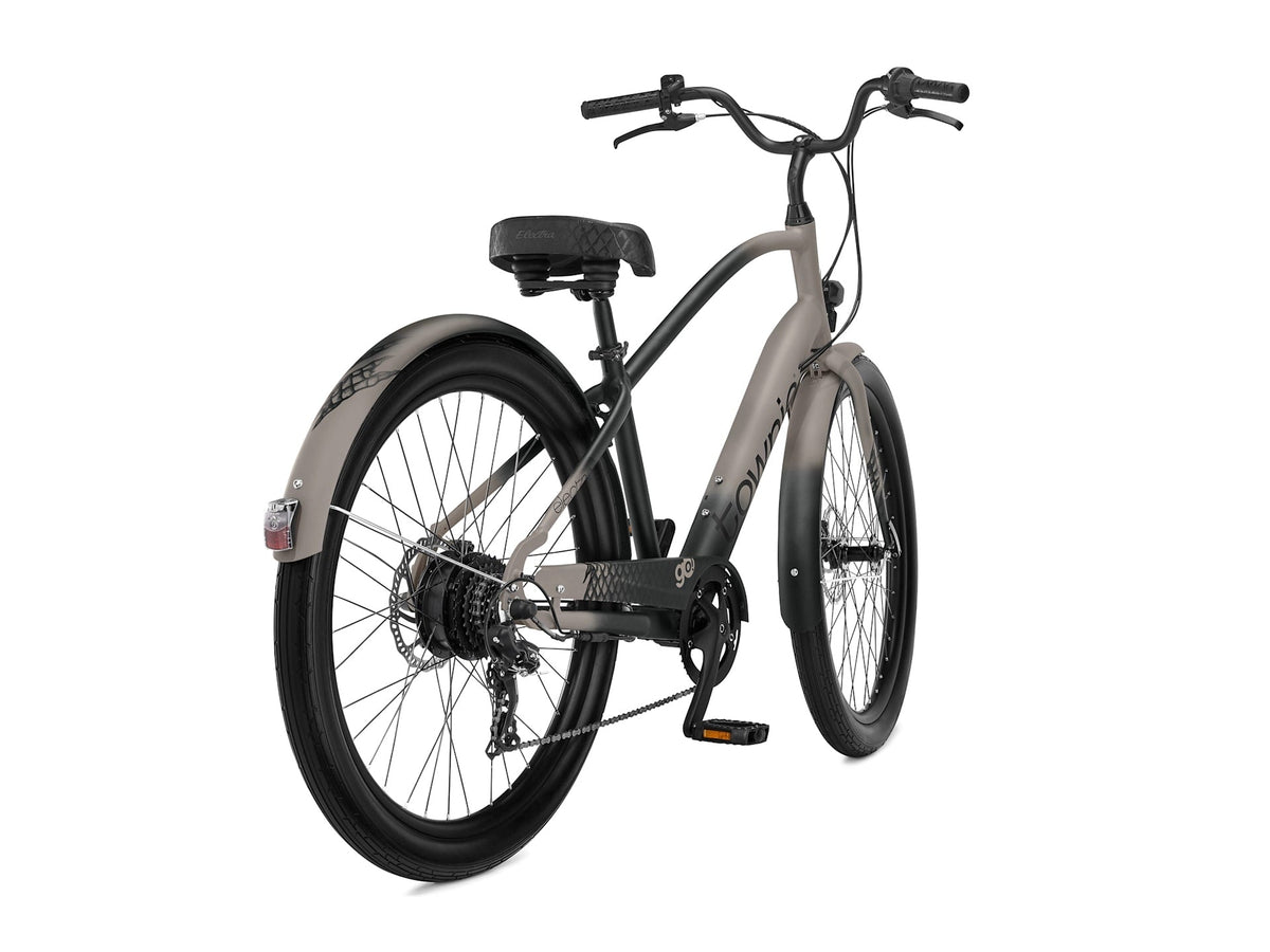 Electra Townie Go! 7D - Charcoal Fade, rear three-quarter