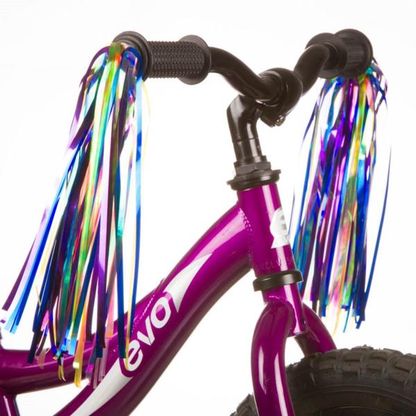 Evo Unicorn Streamz mounted on a kids bike handlebar