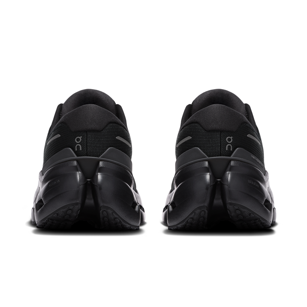 On Cloudrunner 3 Black/Black heel