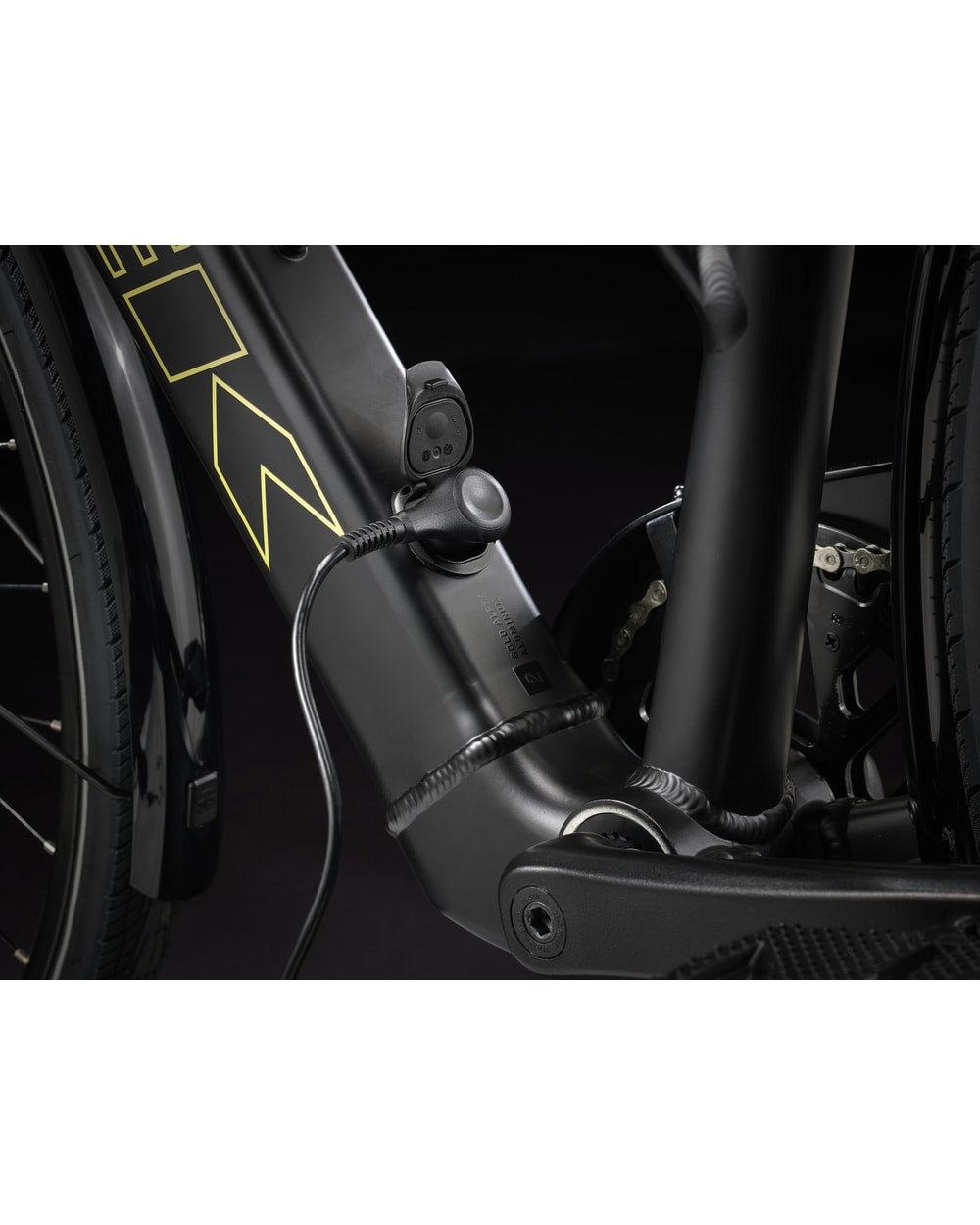 Trek FX+ 2 Stagger