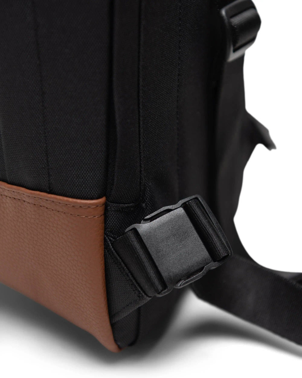 Herschel Heritage Shoulder Bag - 8L