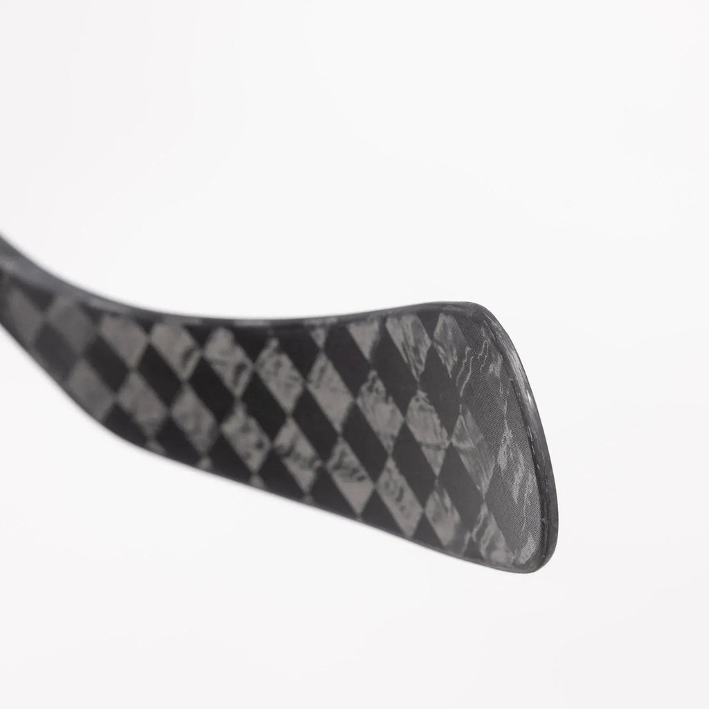 True Project X - blade toe carbon weave detail