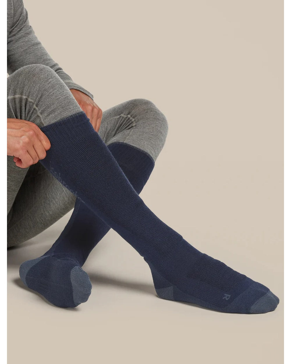 Icebreaker Men's Merino Ski+ Medium Over The Calf Socks