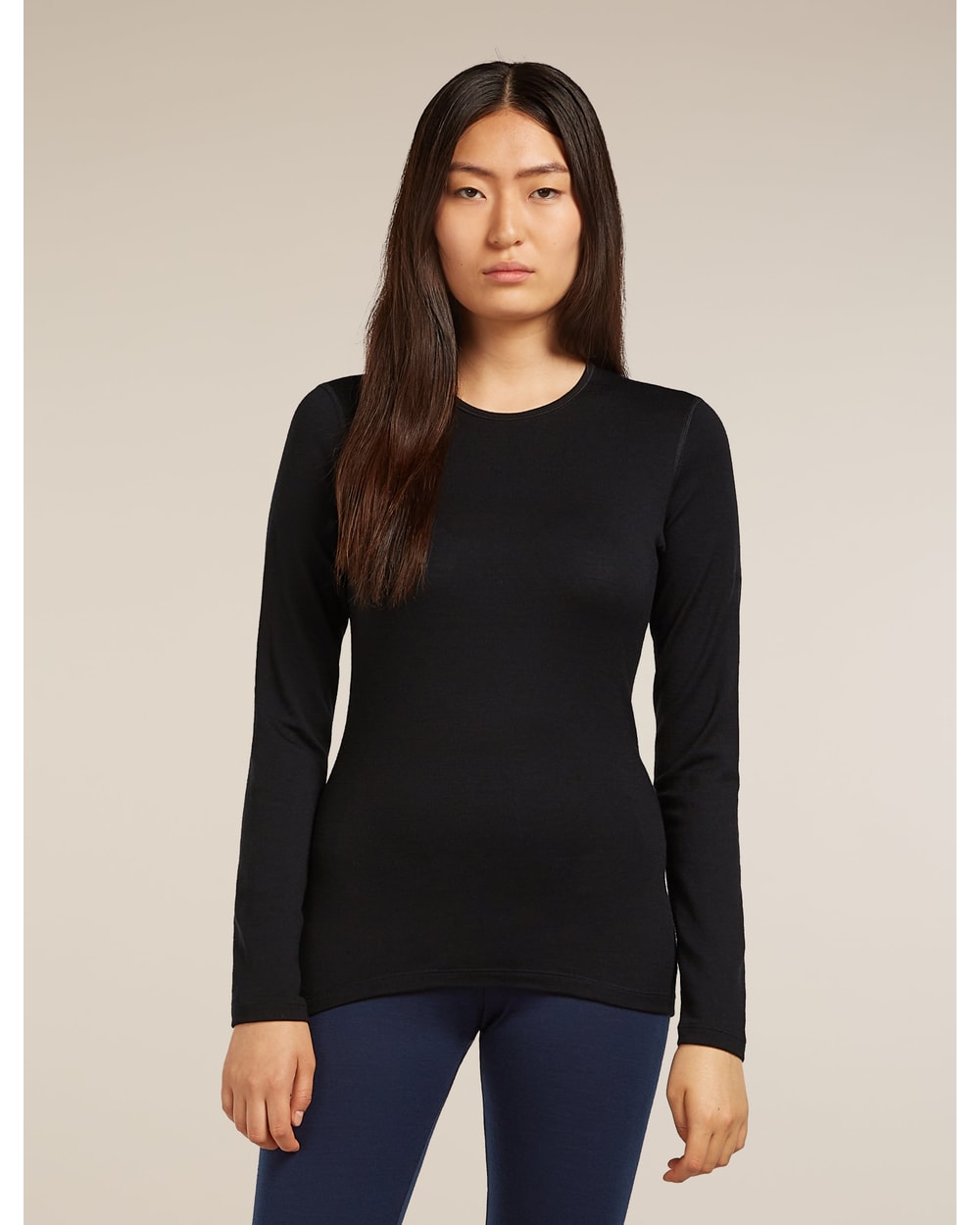 Icebreaker Women's Merino 260 Tech Long Sleeve Crewe Thermal Top - Black - front