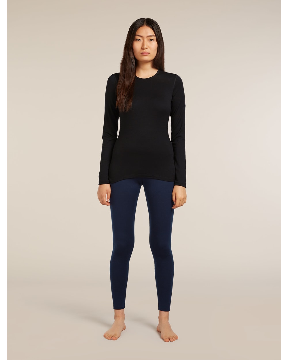 Icebreaker Women's Merino 260 Tech Long Sleeve Crewe Thermal Top - Black - full length on model