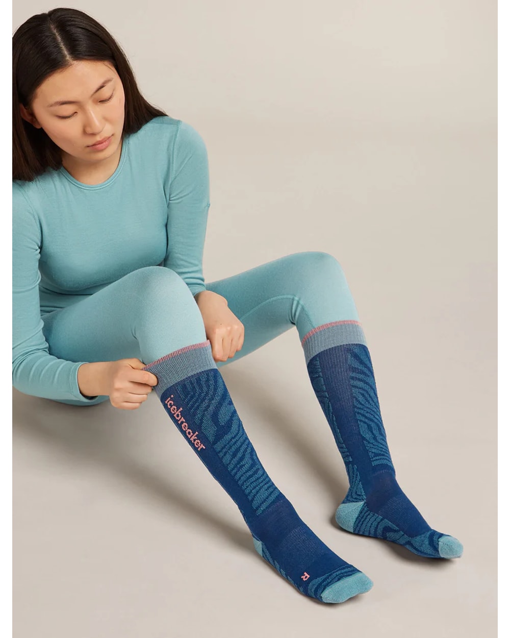 Icebreaker Women's Merino Ski+ Light Over The Calf Socks Mountain Contour
