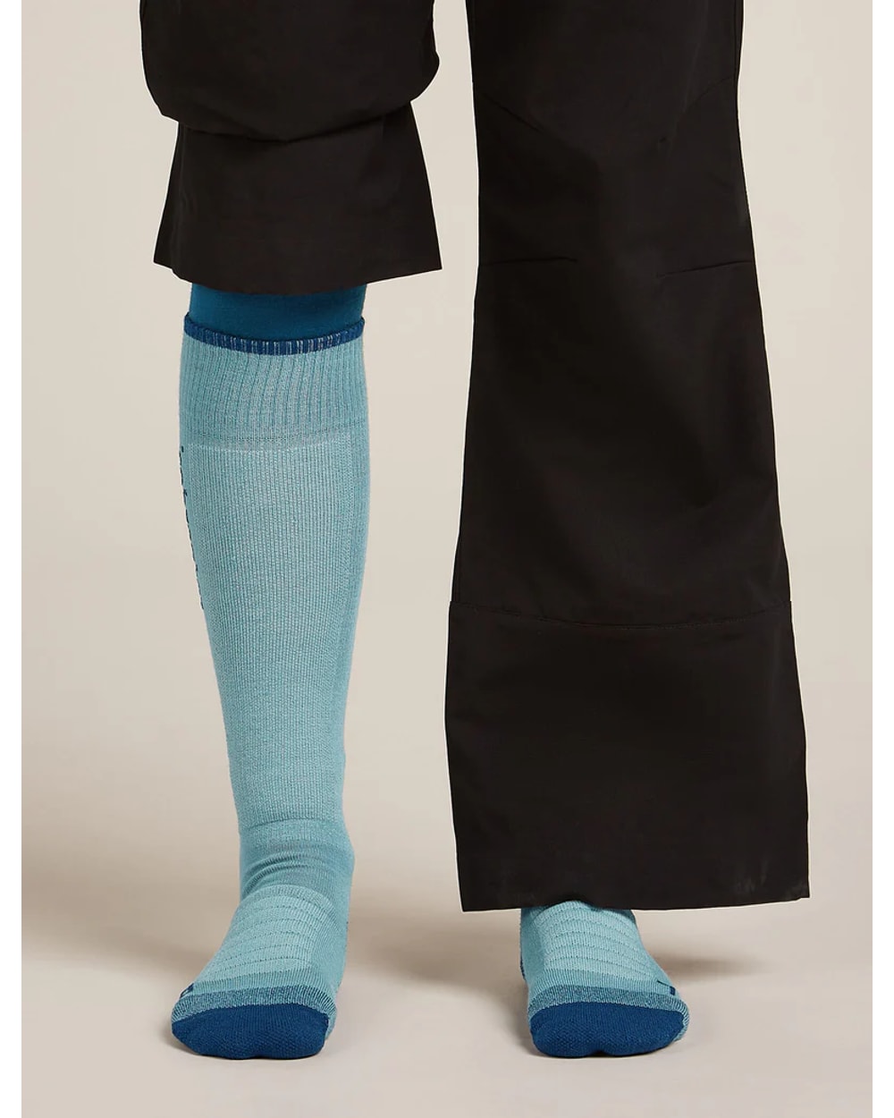 Icebreaker Women's Merino Ski+ Medium Over The Calf Socks