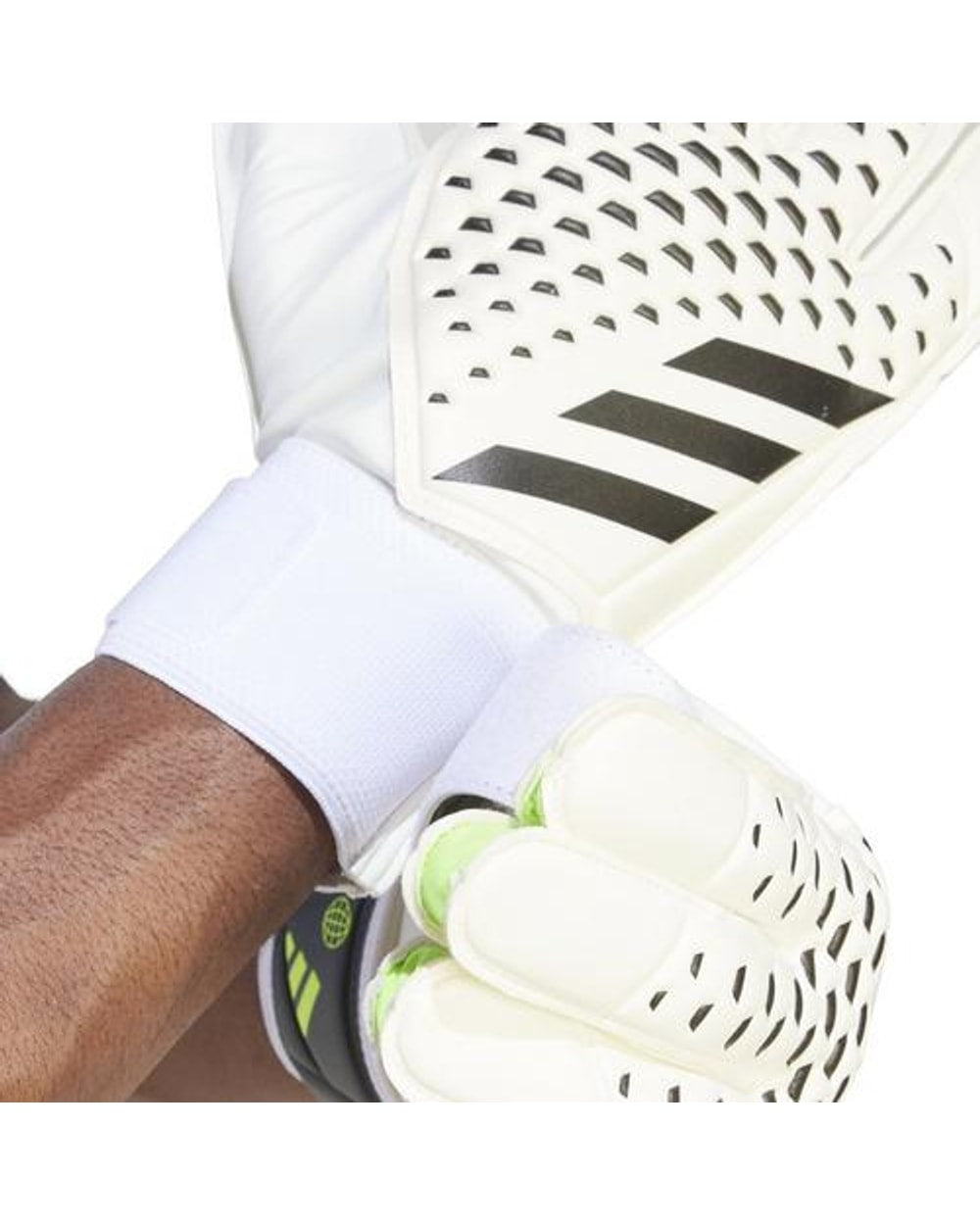 Junior Predator Training Soccer Gloves
