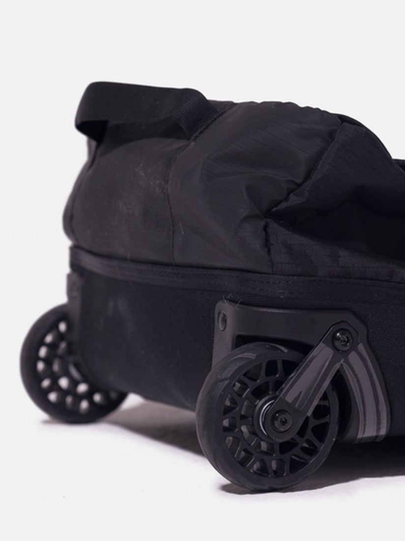 Line Top Roller Ski Bag 2026