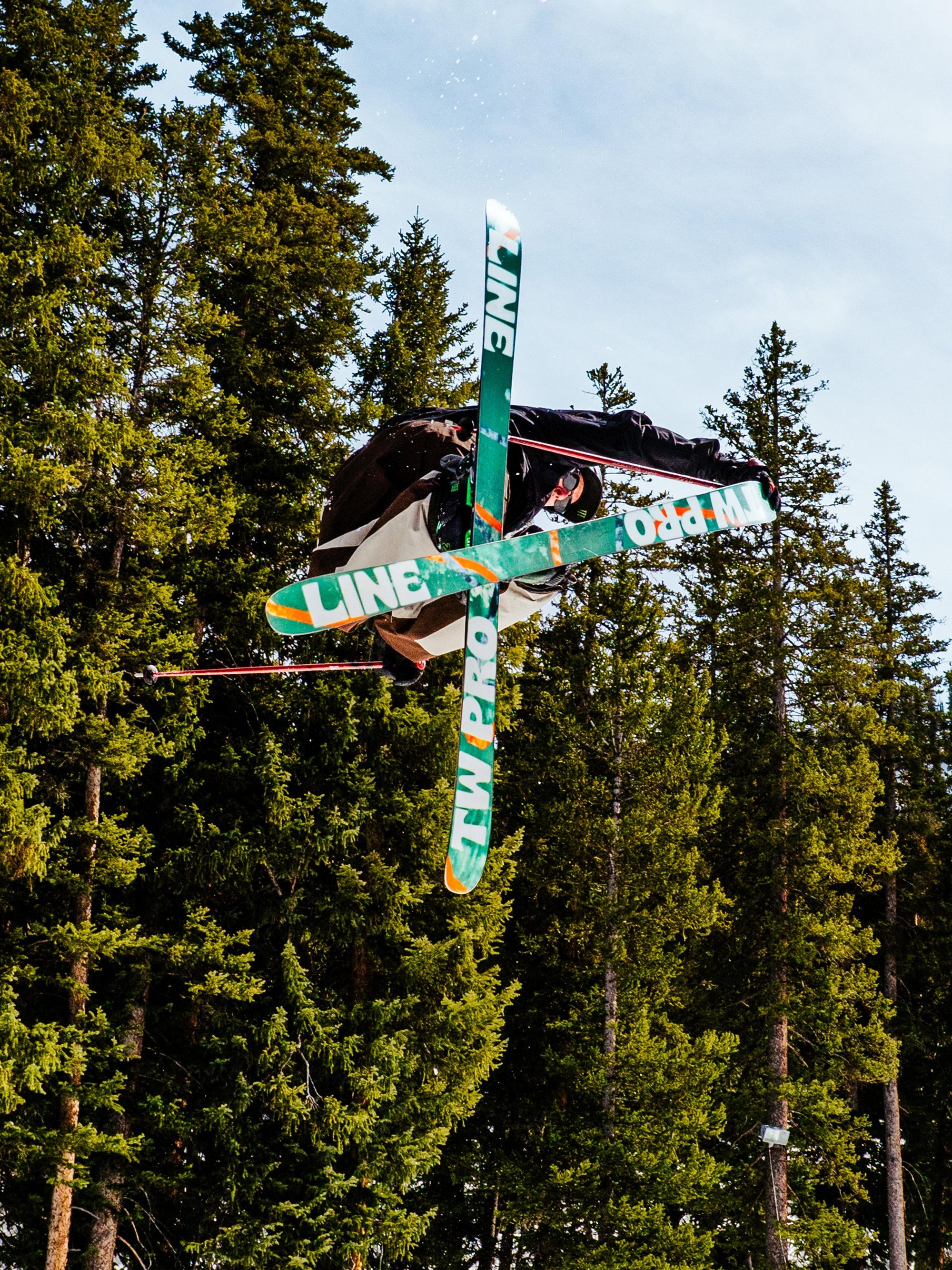 Line Tom Wallisch Pro Skis 2027 - view 5