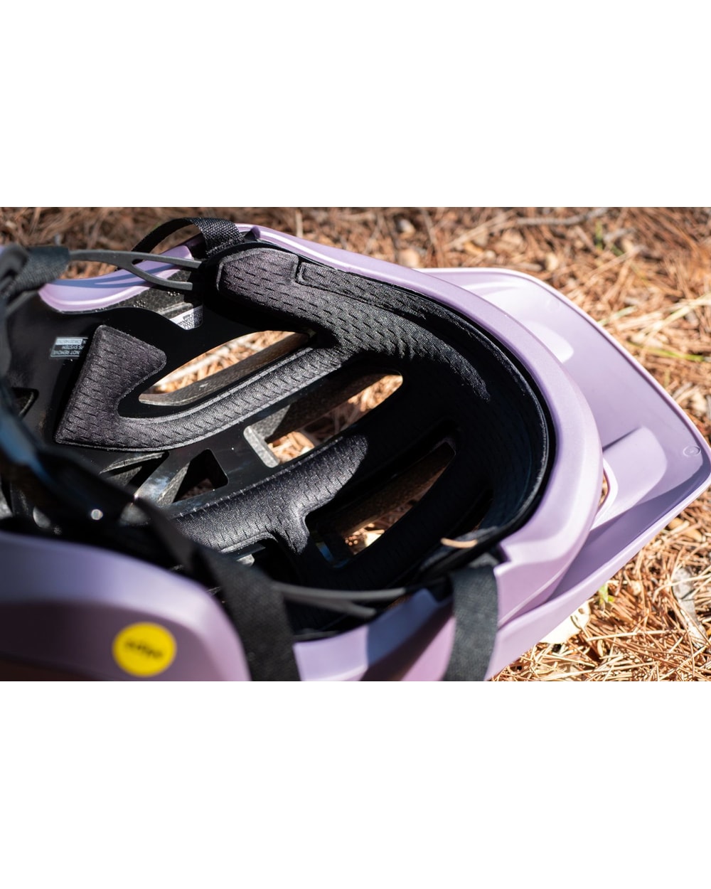 Liv Roost MIPS Bike Helmet - Air Glow - MIPS liner detail