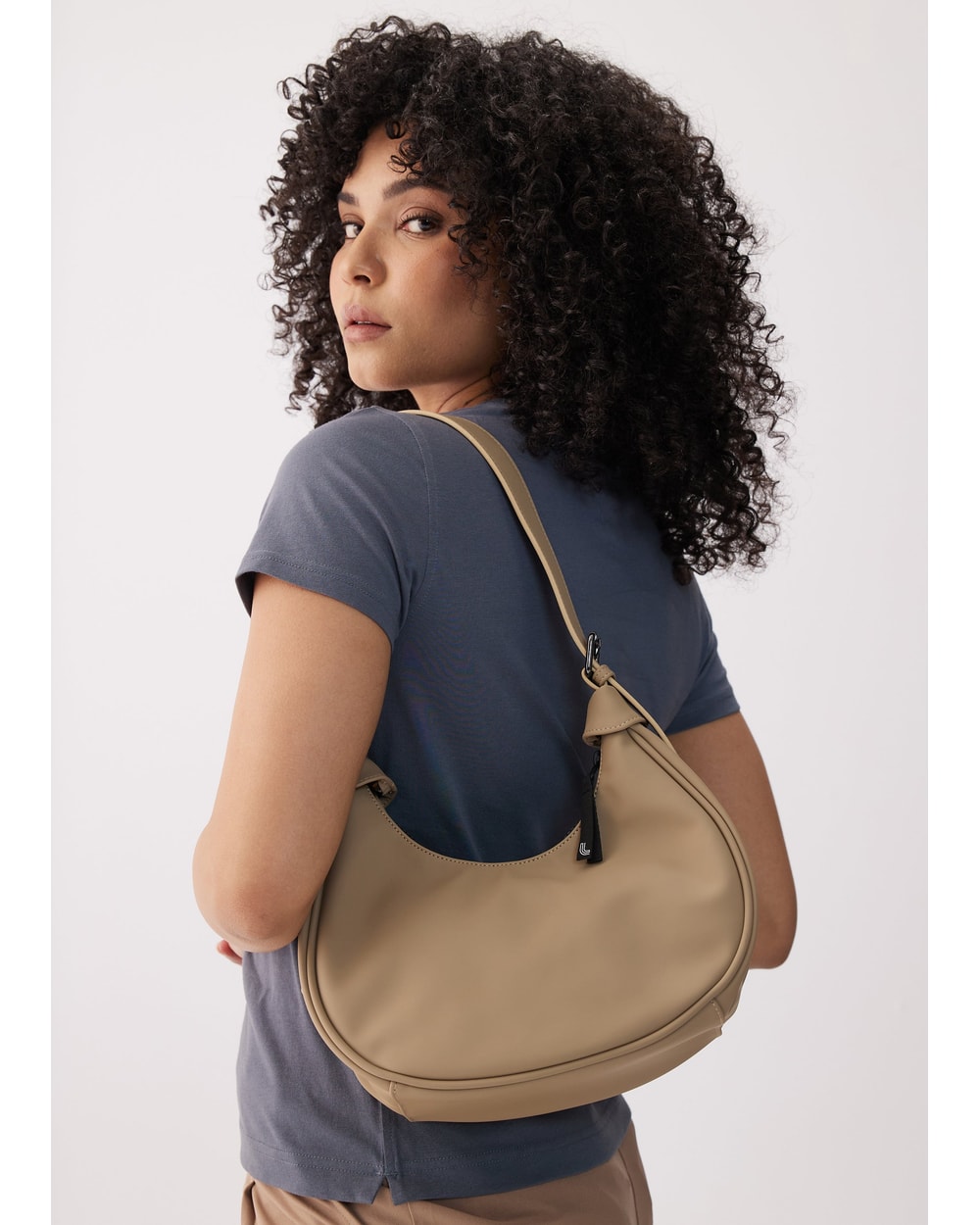 Lolé Chateau Hobo Bag Mink