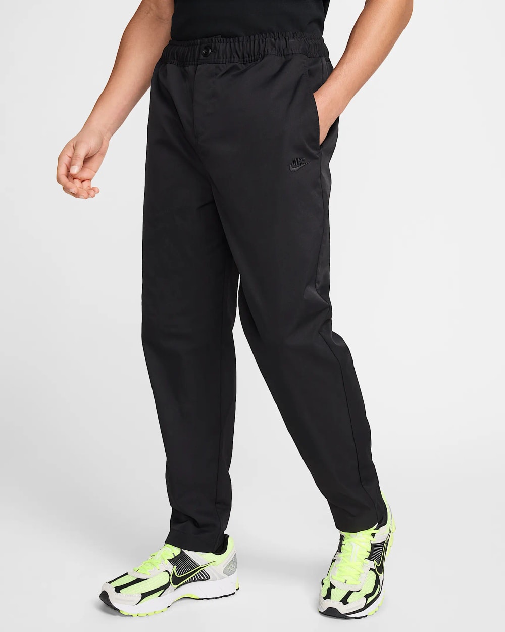 Men's Club Woven Tapered Trousers