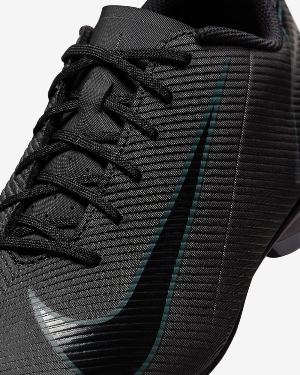 Nike Men's Mercurial Vapor 16 Club MG Low-Top Soccer Cleats