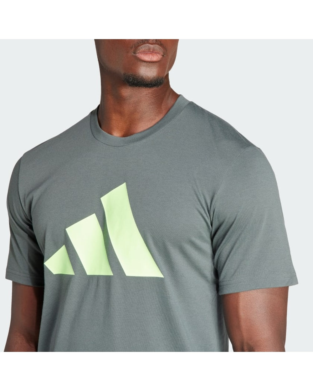 Men's Train Essential Feelready Logo Training Tee
