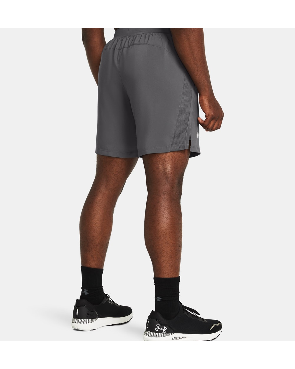 Under Armour Men's UA Launch 7" Shorts