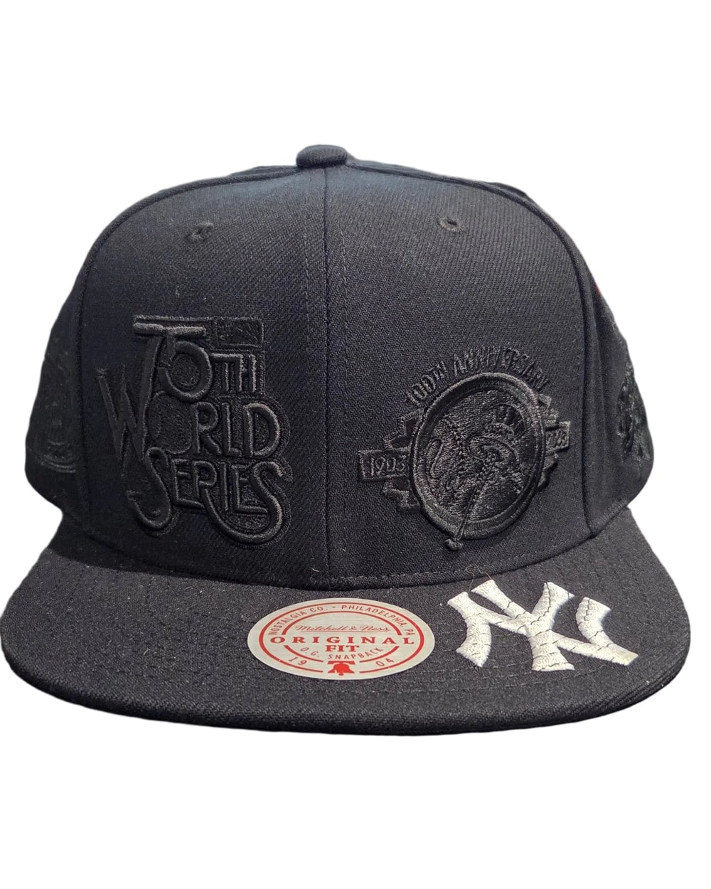 Mitchell & Ness New York Yankees Blacked Out Snapback Hat