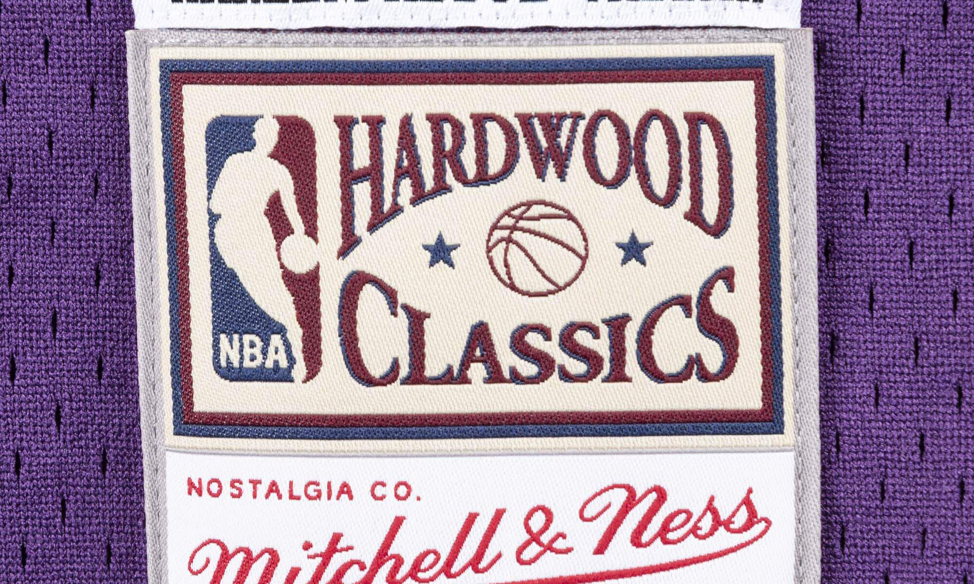 Mitchell & Ness Los Angeles Lakers Kareem Abdul-Jabbar 1983 Hardwood Classics Swingman Jersey