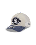 New Era New York Yankees Frayed M-Crown A-Frame 9FORTY Trucker Adjustable Hat