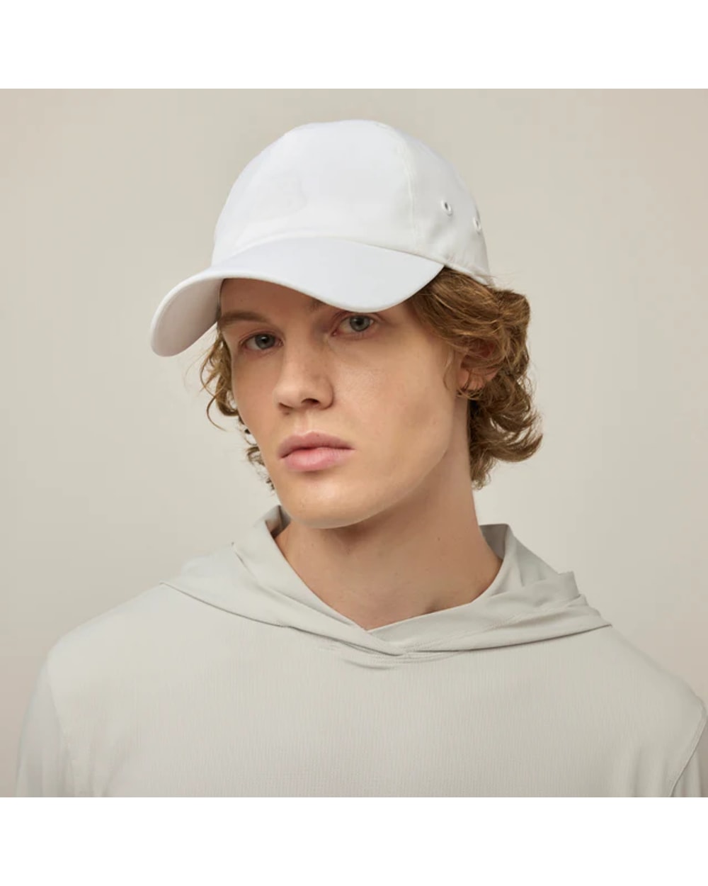New Tech Travel Cap