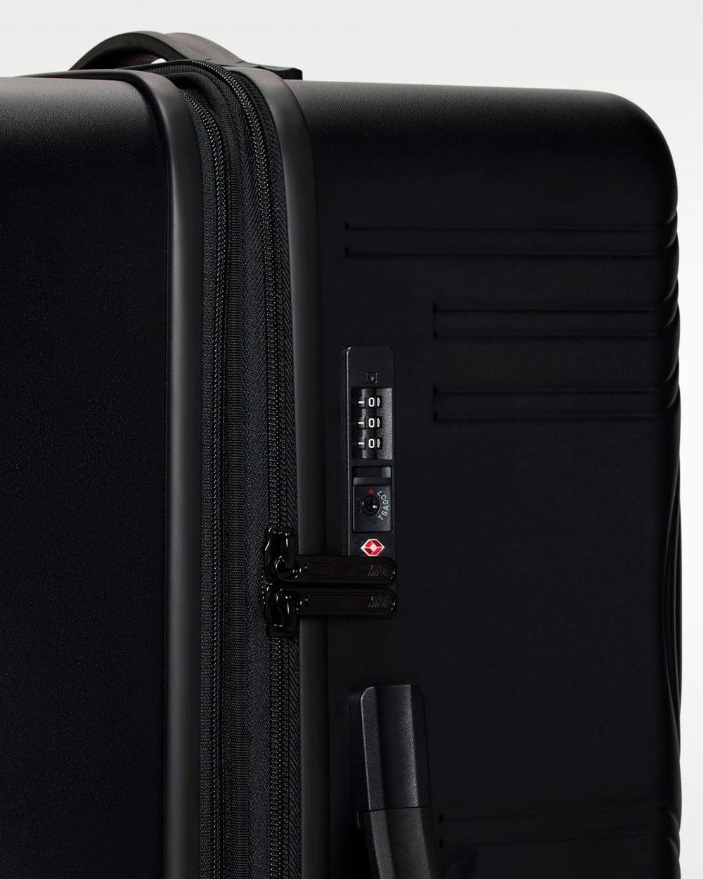 Nike Large Checked Luggage 29" Hardshell (143L)