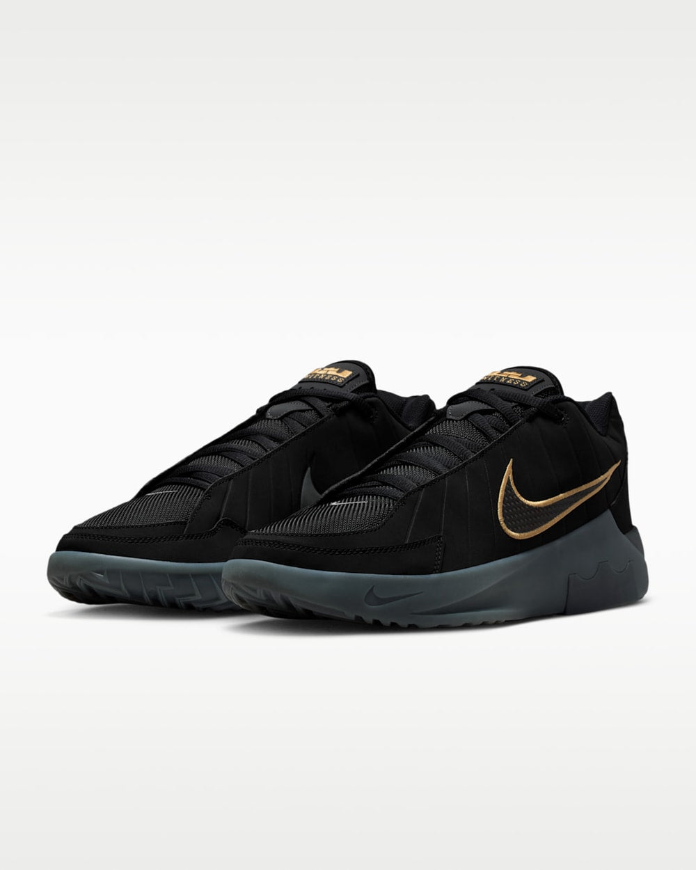 Nike Men's LeBron Witness 9 Basketball Shoes