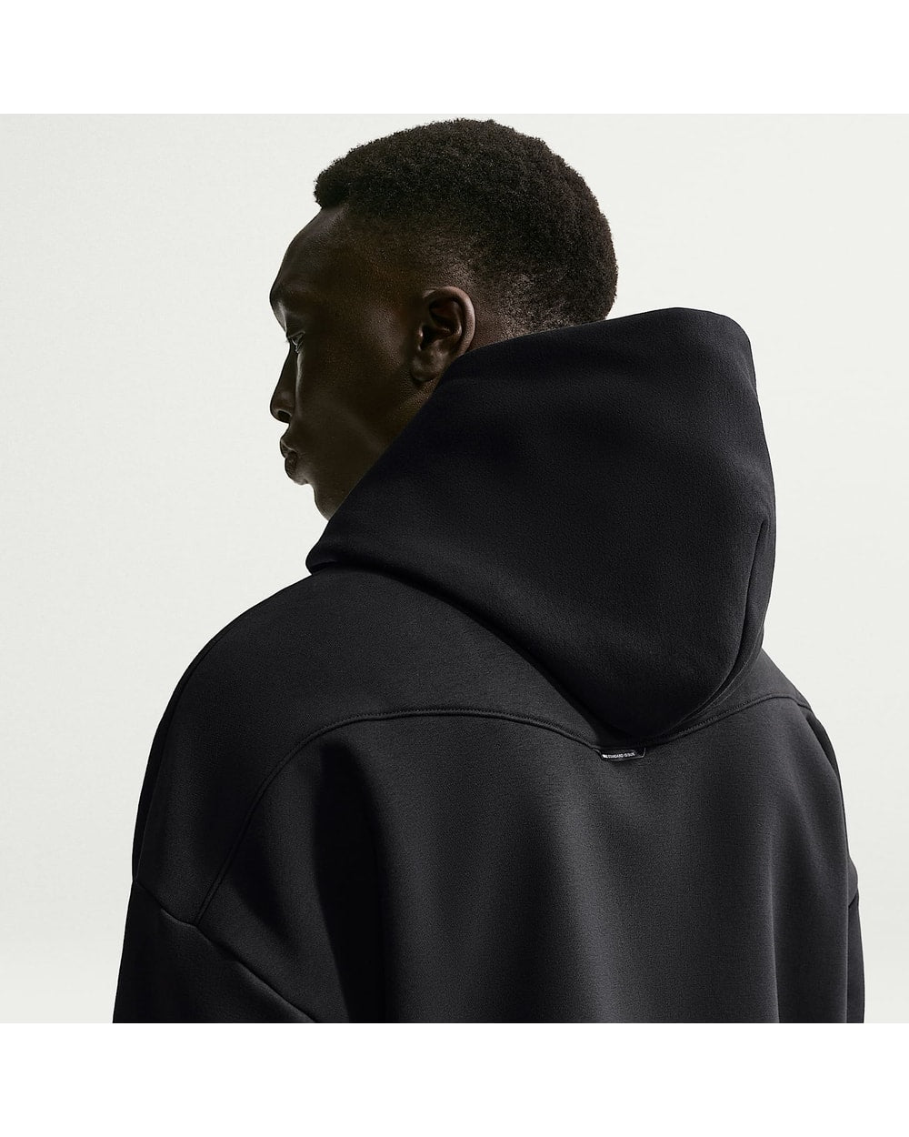 Nike Men's Standard Issue Therma-FIT Brushed Basketball Pullover Hoodie
