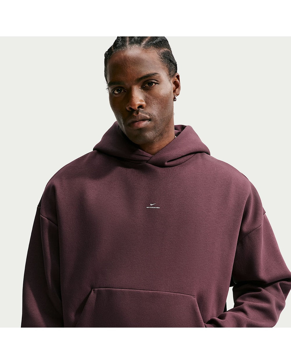 Nike Men's Standard Issue Therma-FIT Brushed Basketball Pullover Hoodie
