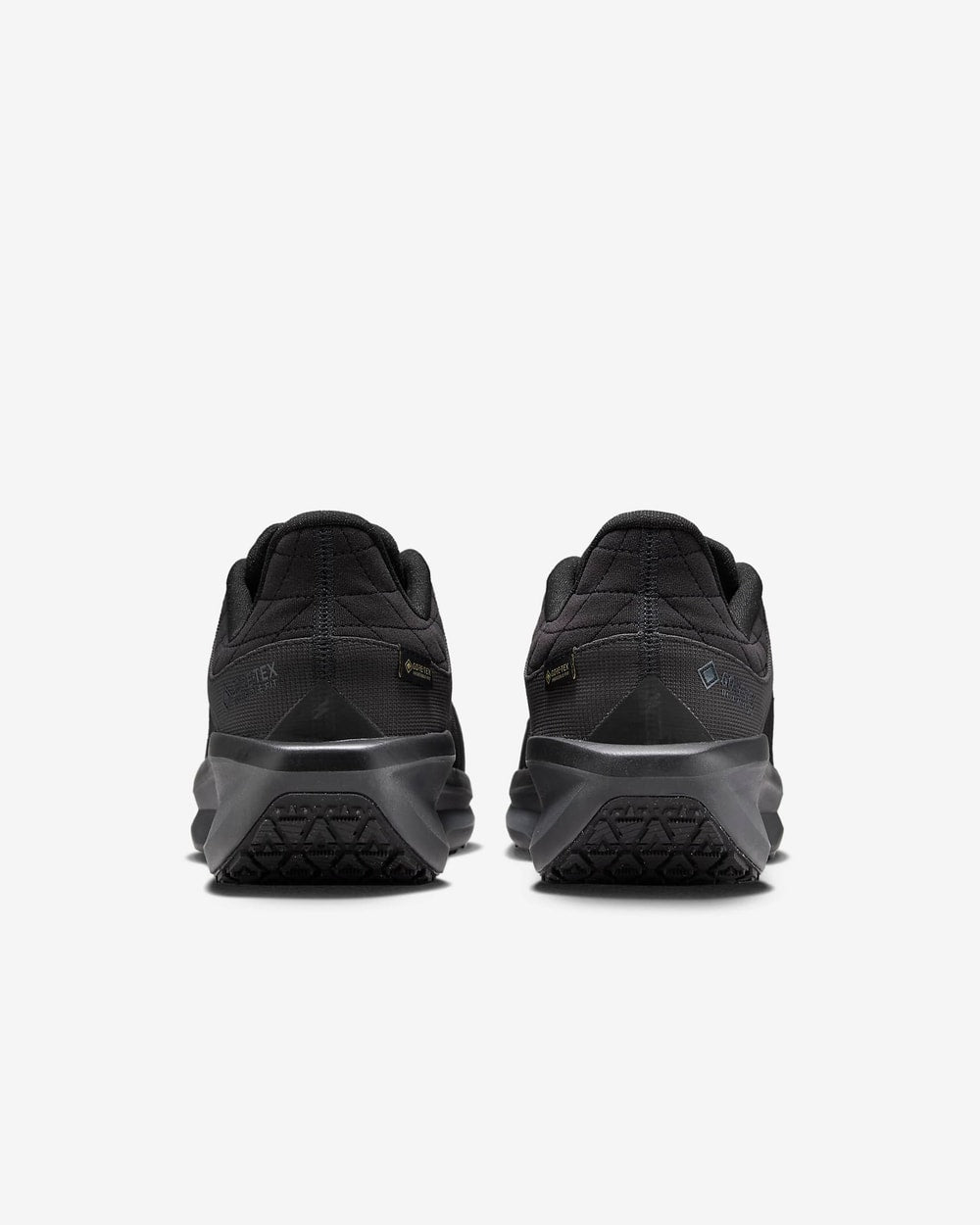 Nike Men's Winflo 11 GORE-TEX Waterproof Road Running Shoes