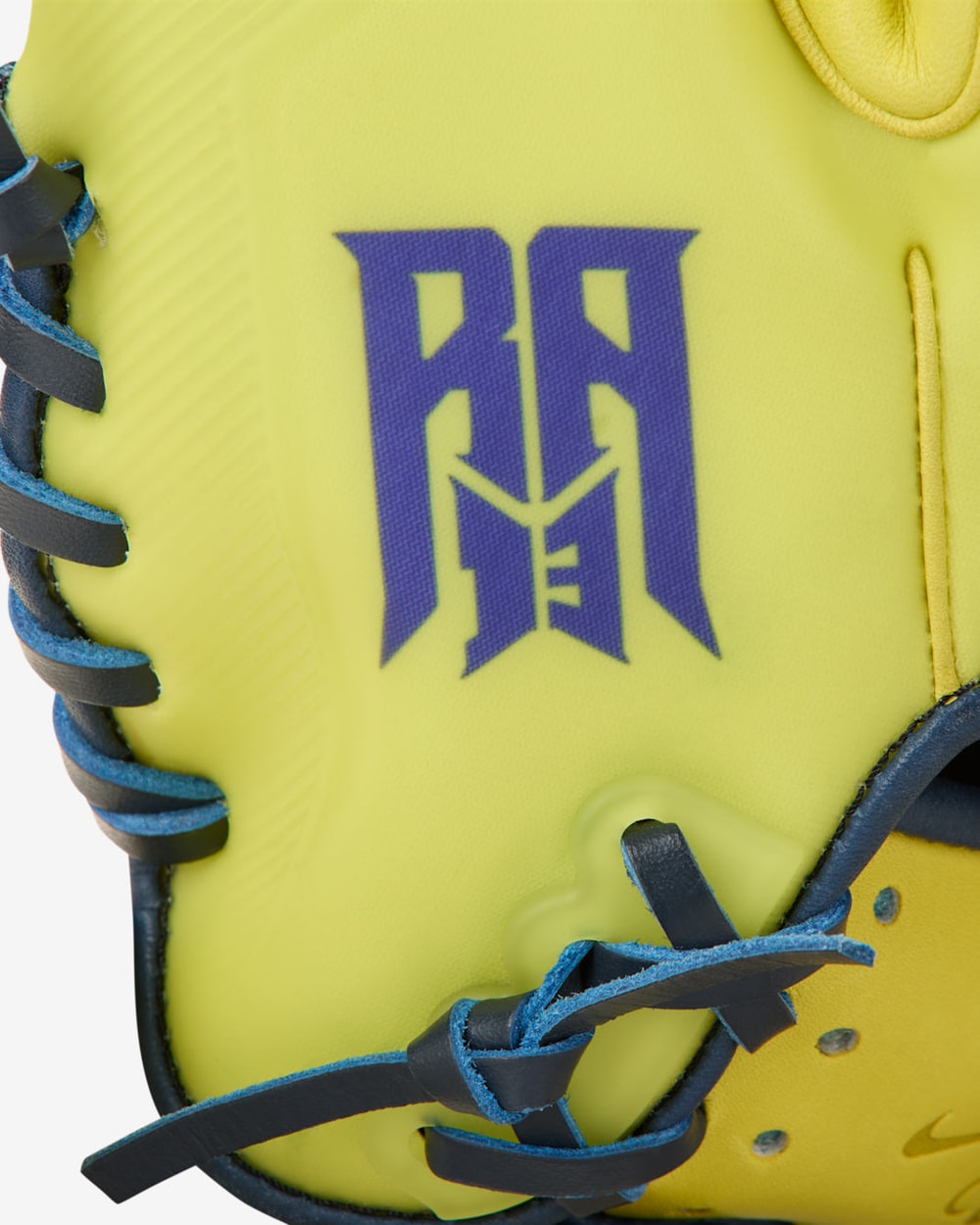Nike Vapor Elite "Ronald Acuña Jr." Fielding Gloves