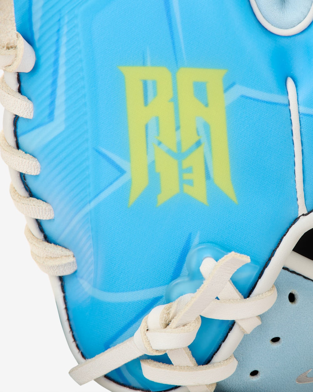 Nike Vapor Elite "Ronald Acuña Jr." Fielding Gloves
