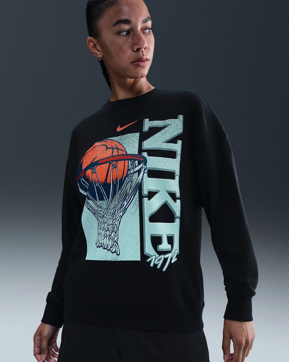 Nike Women's Club Fleece Loose Crew