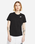 Nike Women's Sportswear Club Essentials T-Shirt