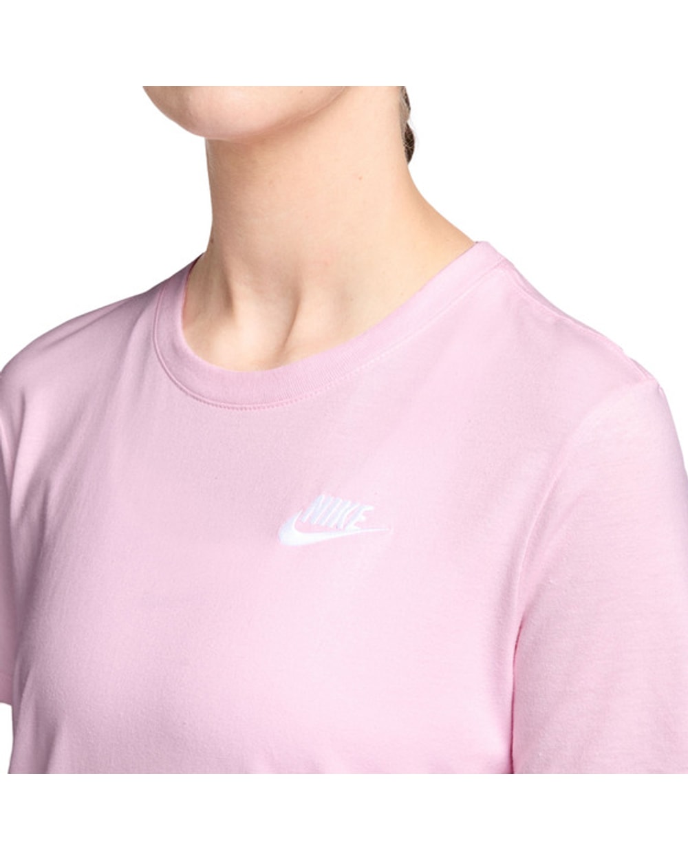 Nike Women's Sportswear Club Essentials T-Shirt