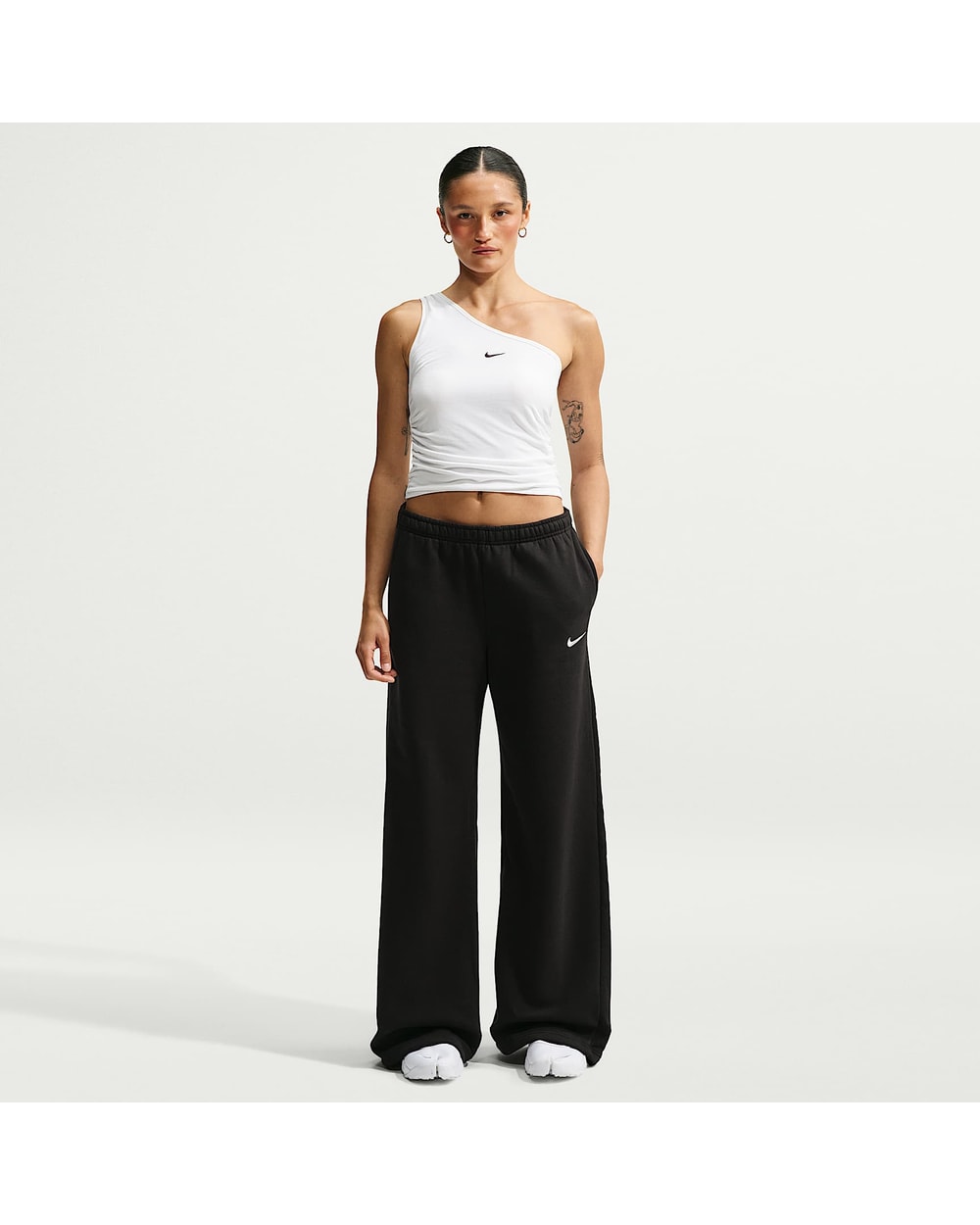 Nike Women's Studio Fleece Medium Weight Mid-Rise Wide-Leg Pants