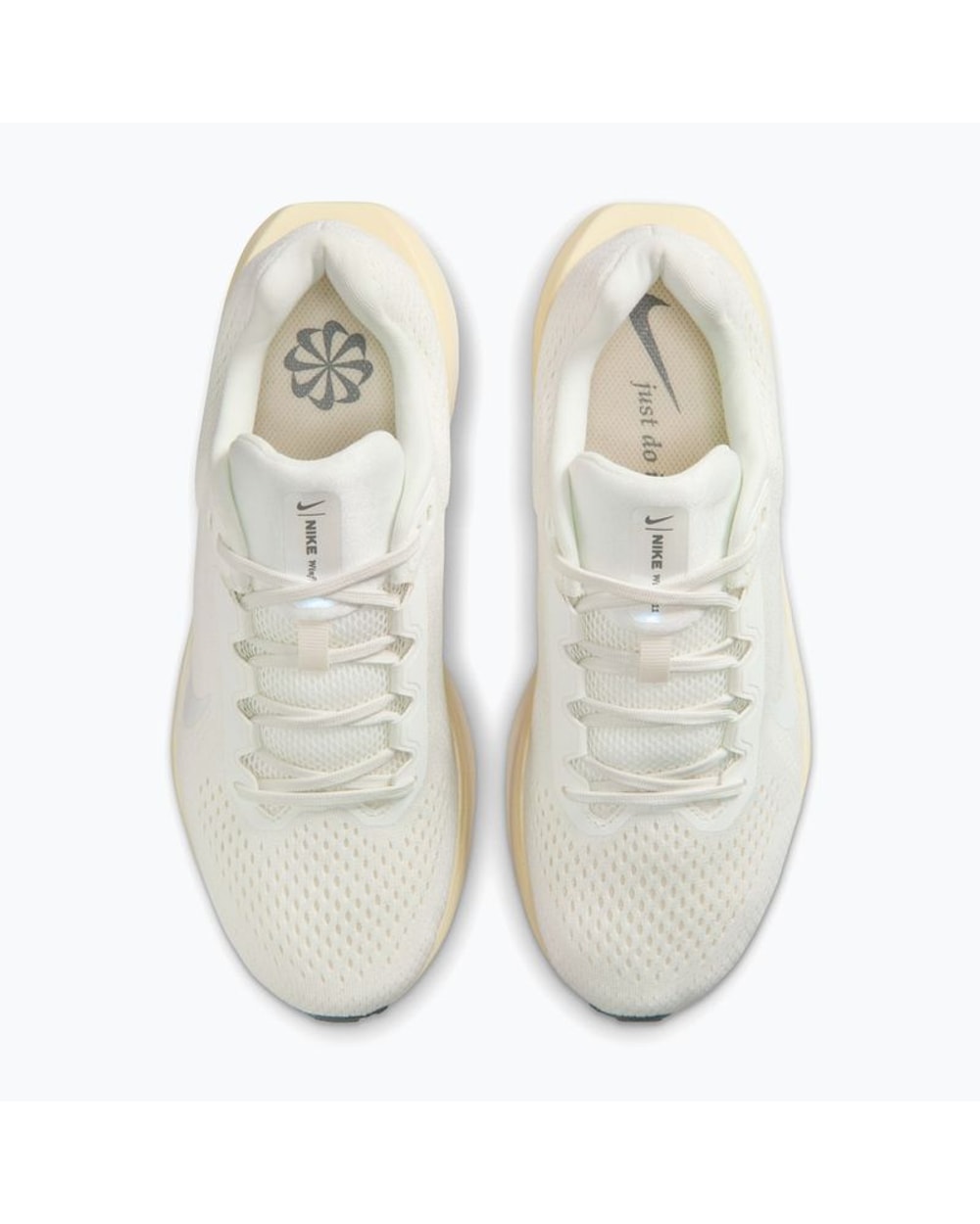 Nike Women's Winflo 11 Running Shoes